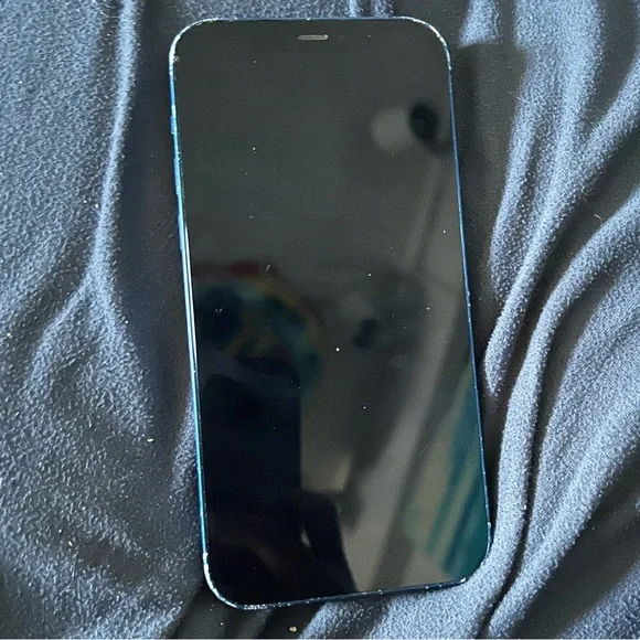 So I’m selling a IPhone 12 and the iPhone works but it’s broken in the back.